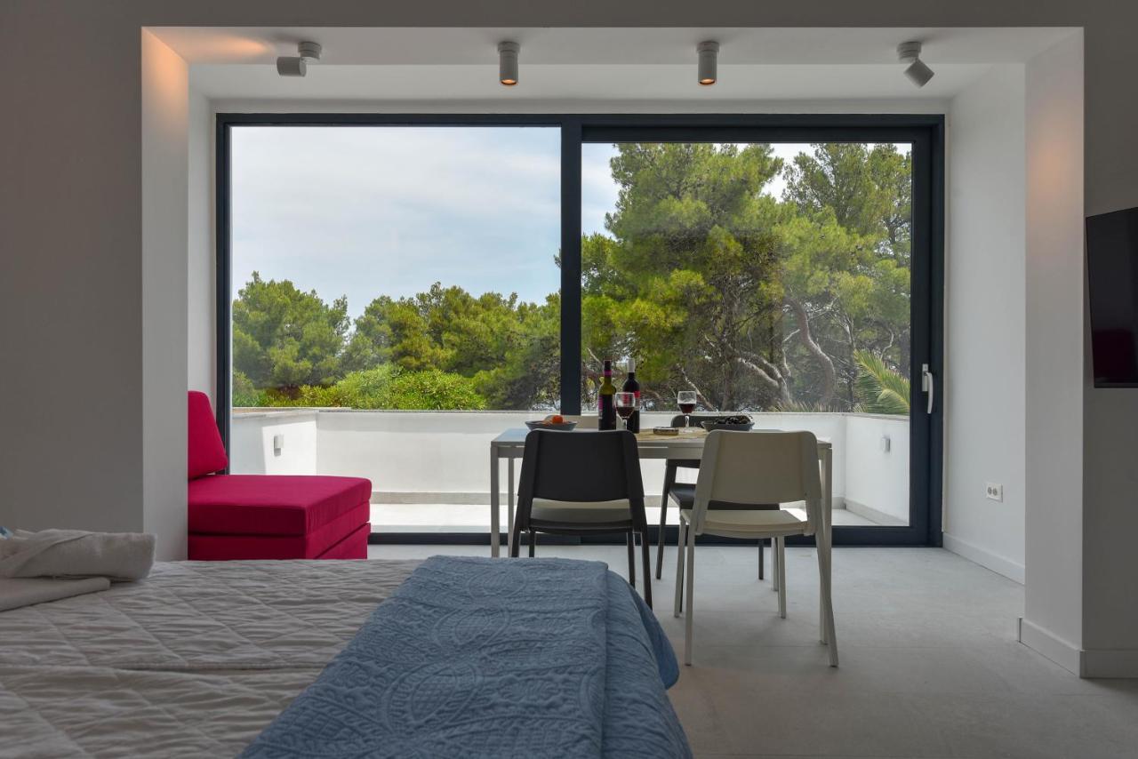 Lazaneo Seafront Apartments, 耶尔萨 外观 照片