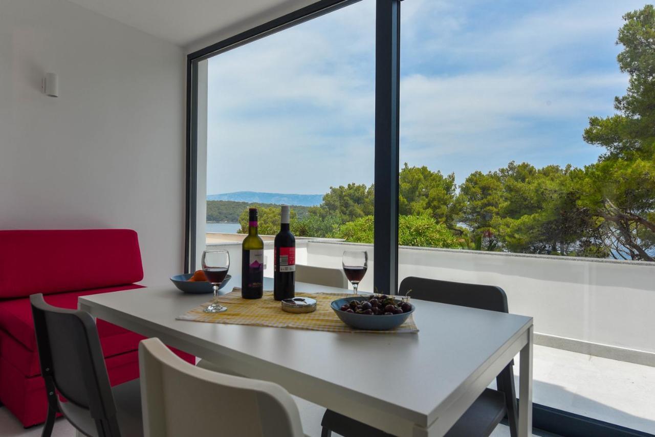 Lazaneo Seafront Apartments, 耶尔萨 外观 照片