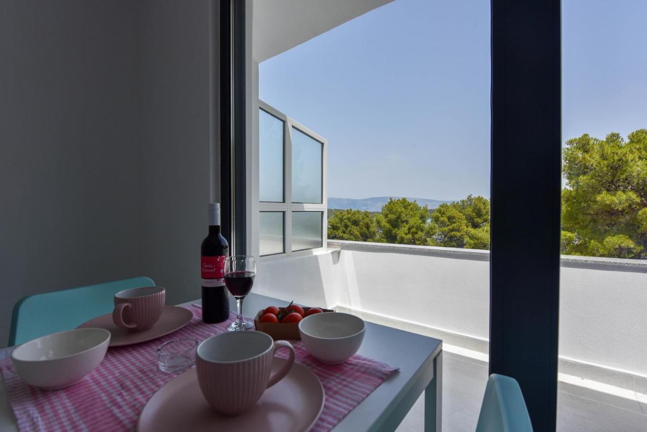 Lazaneo Seafront Apartments, 耶尔萨 外观 照片